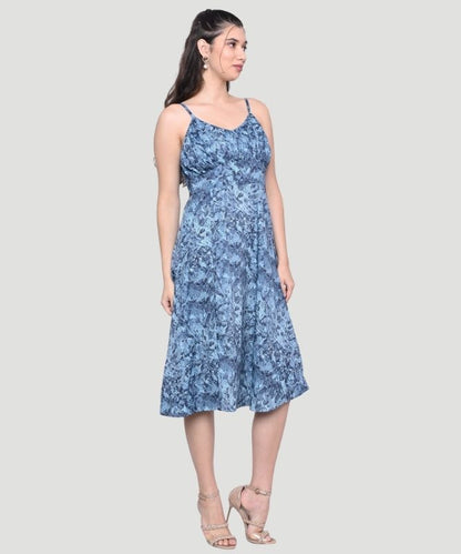 Women's Blue Abstract Print Regular Fit A-line Midi Dress